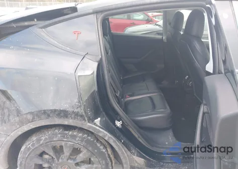 2022 Tesla Model Y Long Range Dual Motor All-Wheel Drive from USA, damaged, VIN 7SAYGDEE4NF360233